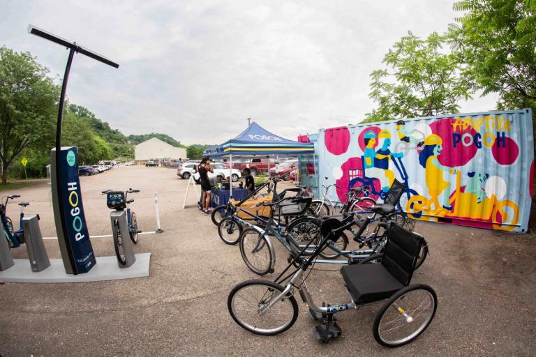 How Do Adaptive Tandem Bikes Work: Ultimate Guide to Riding Together