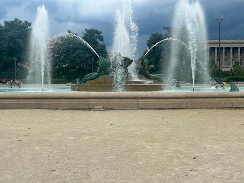 Wading in Swann Memorial Fountain is a Philly summer tradition. (Brittany Valentine/City Cast Philly)