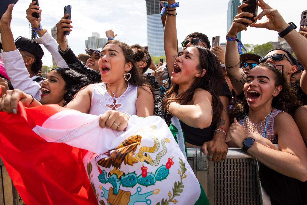 Sueños Festival goers at Grant Park in 2023.