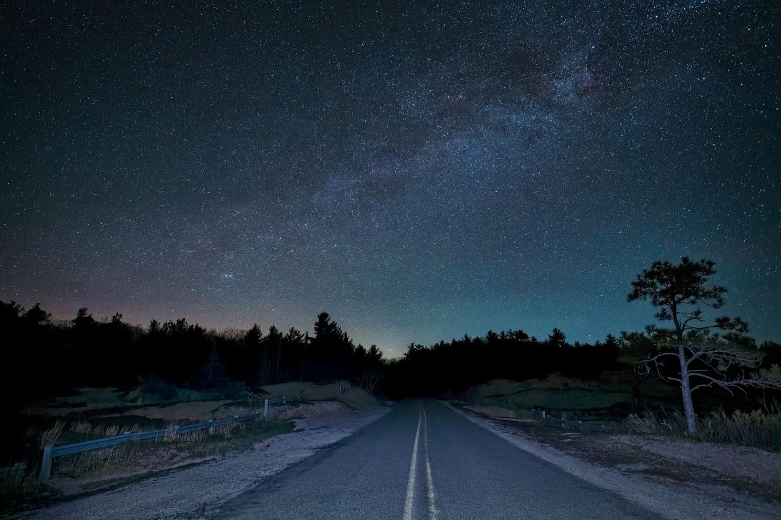 Northern Lights and Milky Way in Wilderness State Park in Michigan. (Diana Robinson Photography / Getty)
