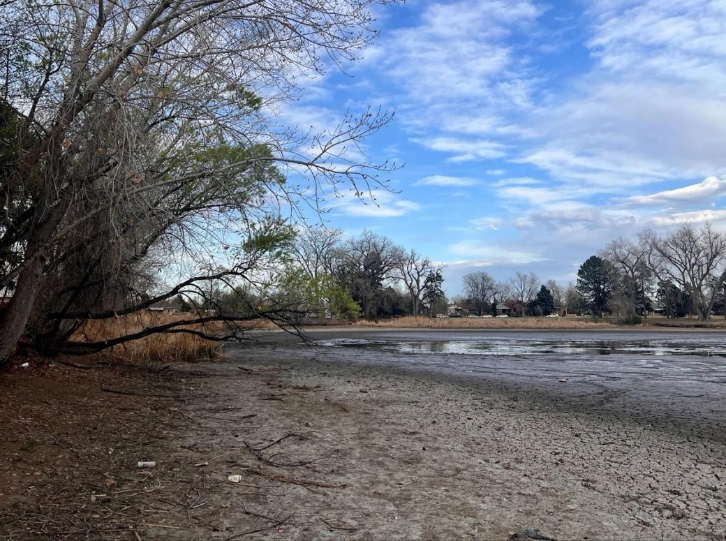 Lake Huston all dried up