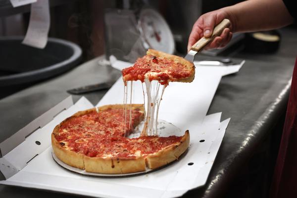 Pizzas Every Chicagoan Should Try image