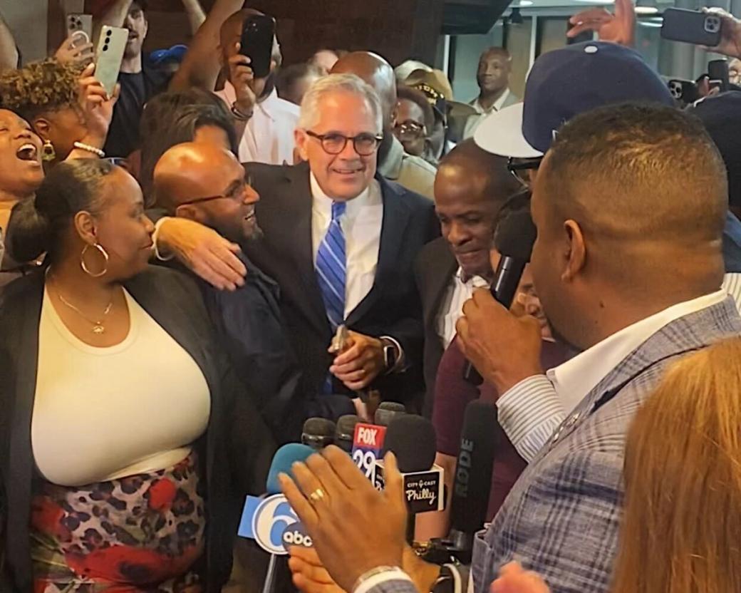District Attorney Larry Krasner delivers speech to crowd