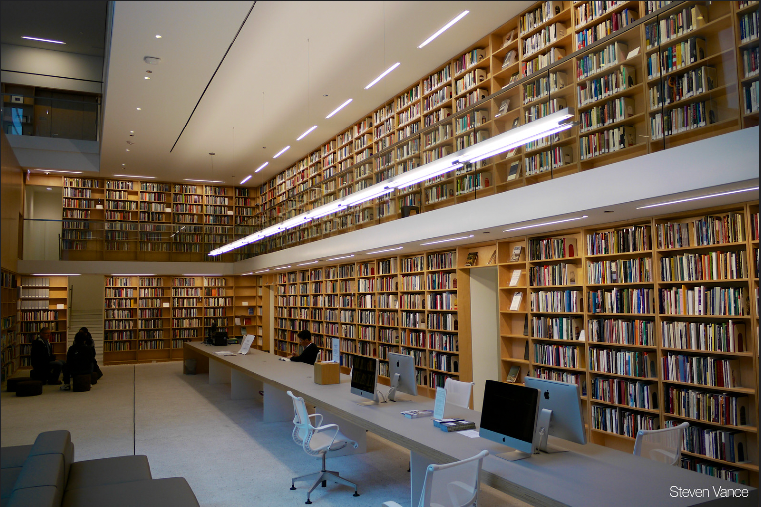 The library at the Poetry Foundation.