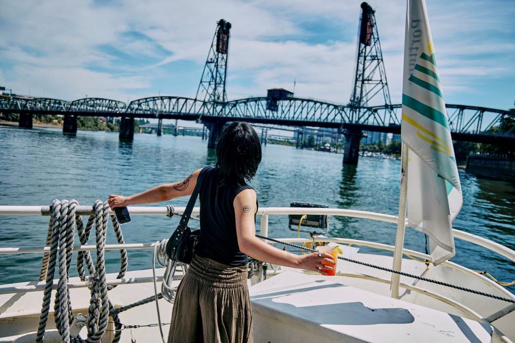Display ad for Portland Spirit