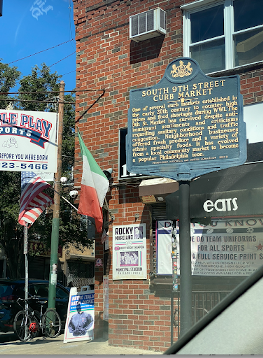 Picture of the Italian Market with Italian flag