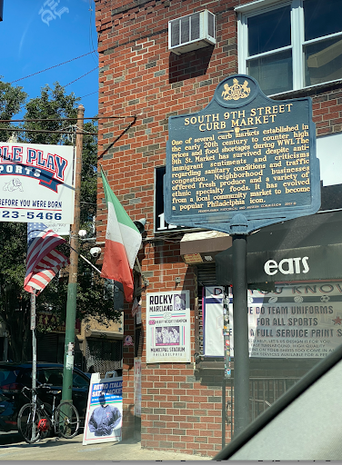 Picture of the Italian Market with Italian flag
