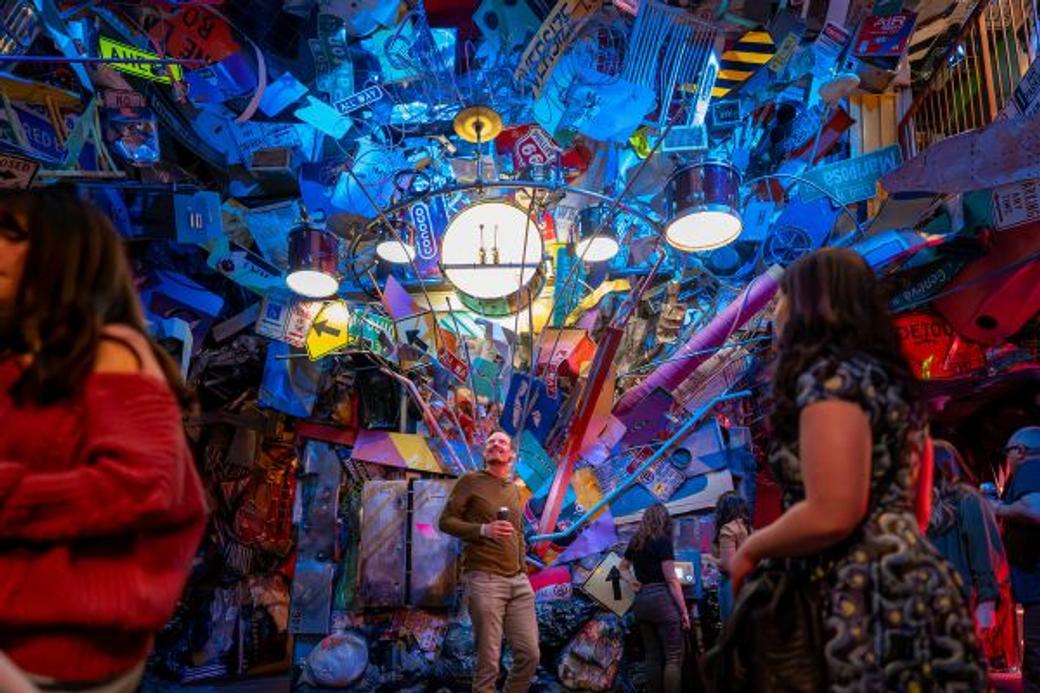 Display ad for Meow Wolf Denver