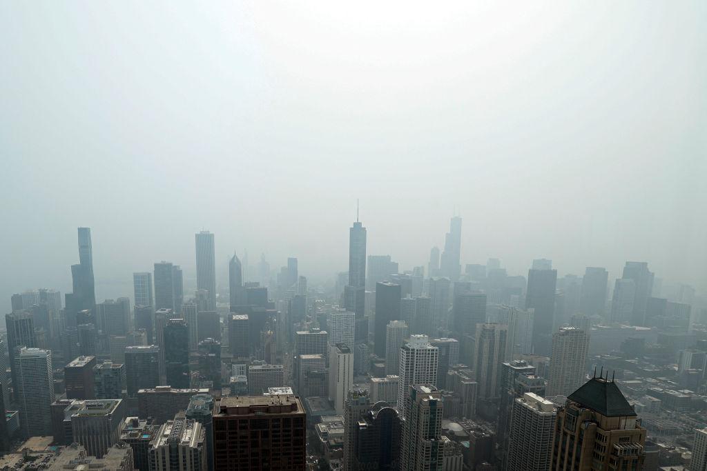 Hazy smoke covers the Chicago skyline