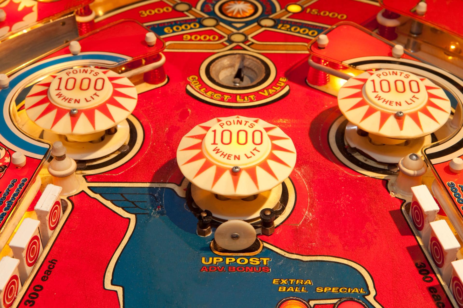 Photo of a pinball machine fixture.