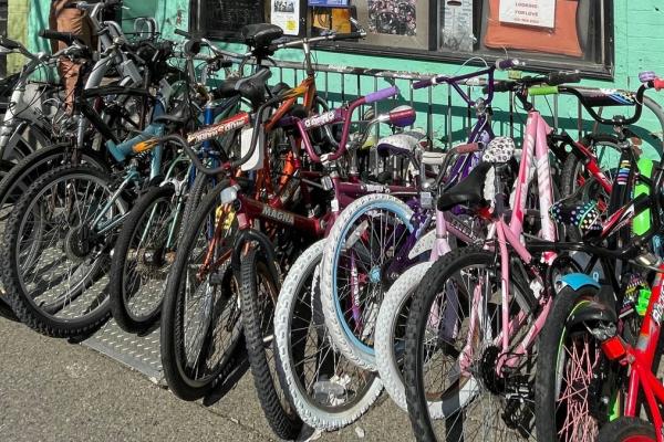 Drop-In Bike Repairs, New Glass Recycling, and How You Can Fund a Pittsburgh Movie image