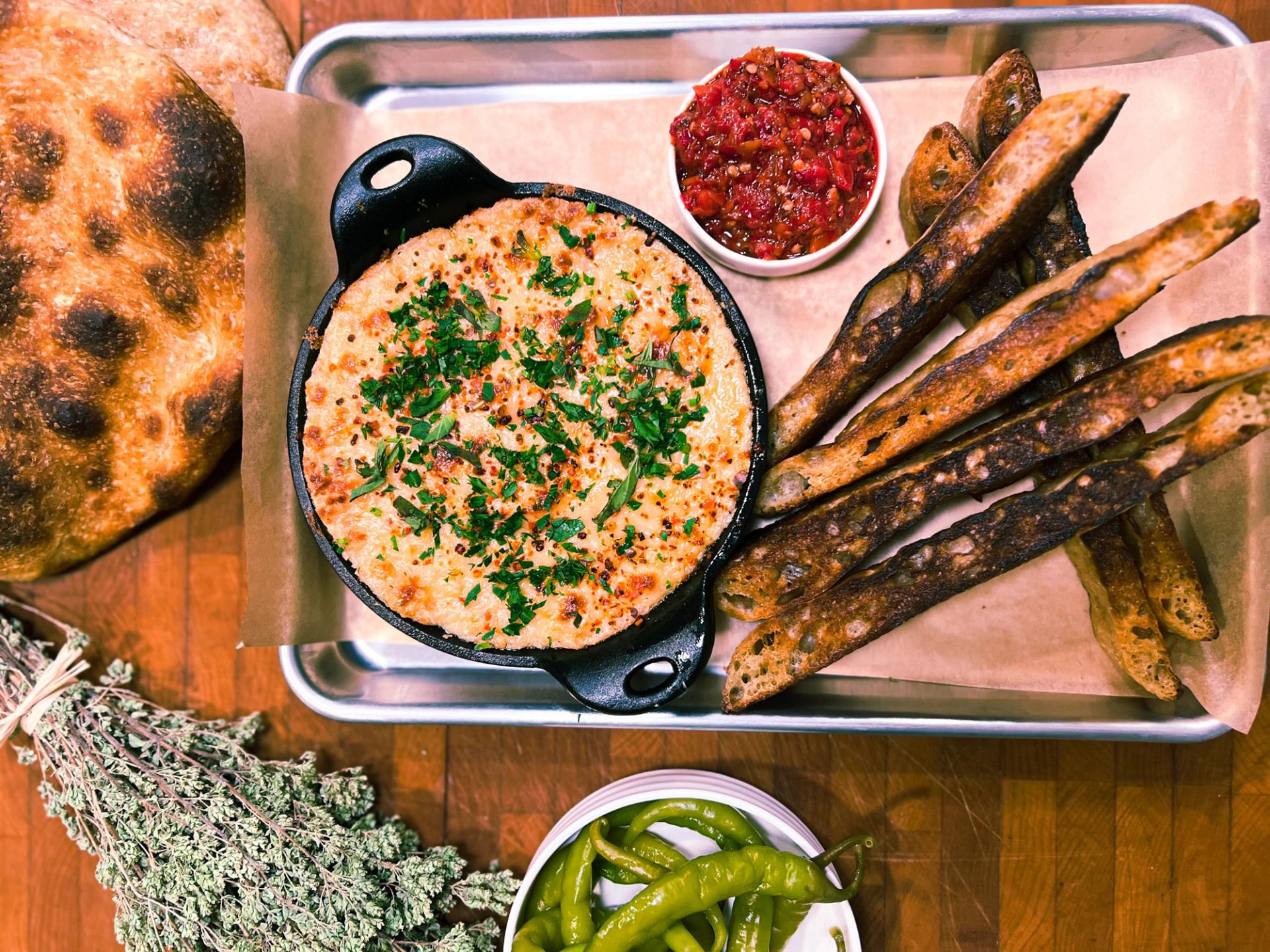 Breadsticks at Pizza Serata.