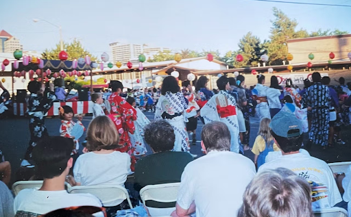 Picture of a crowd at an Obon Festival in the 1990s