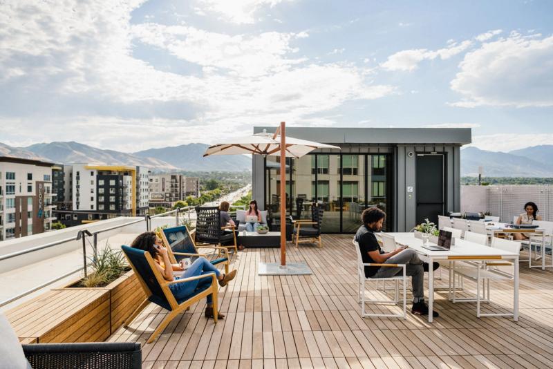 City Cast The Shop ad