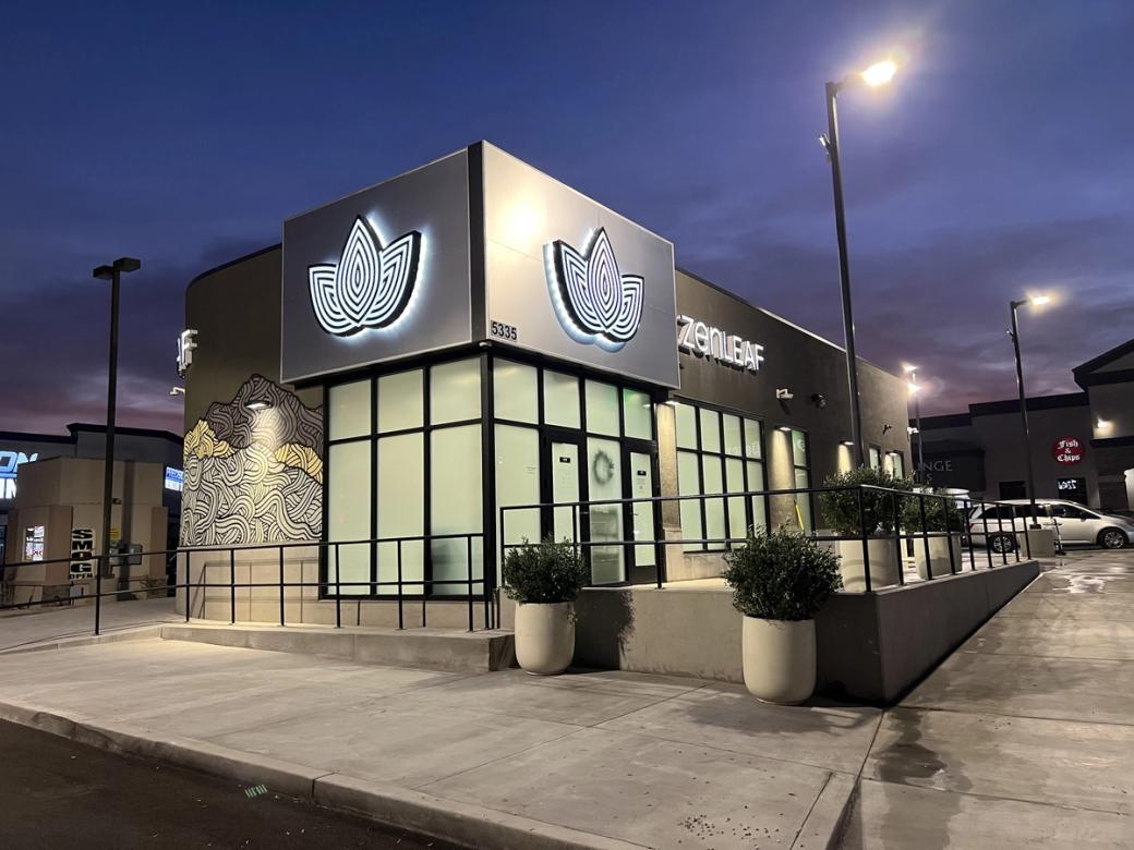 Photo of Zen Leaf storefront 