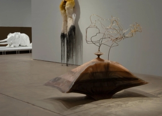 Marguerite Humeau, Torches, 2025. Julia Andréone.