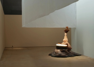 Marguerite Humeau, *stirs, 2025.