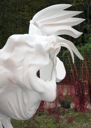 Marguerite Humeau, Sphinx Otto Protecting Earth from Humankind, 2017.