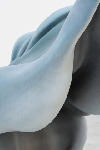 Marguerite Humeau, Mist, 2019. Eden Krsmanovic.