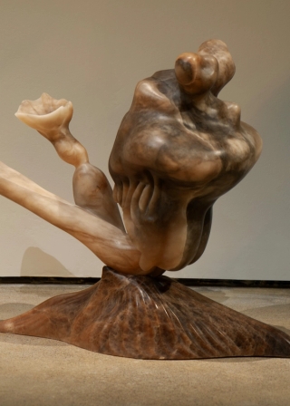 Marguerite Humeau, Torches, 2025. Julia Andréone.