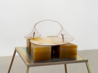 Marguerite Humeau, Dust, 2024. Photo © White Cube (Jeon Byung Cheol).