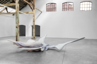 Marguerite Humeau, Mist, 2019. Julia Andréone.