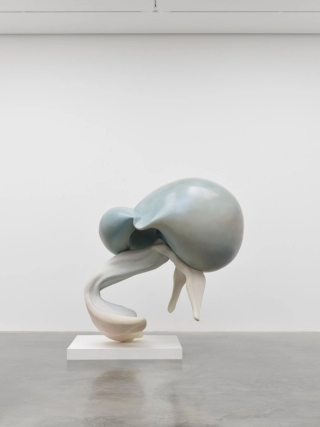 Marguerite Humeau, El Niño (Migrations), 2022.