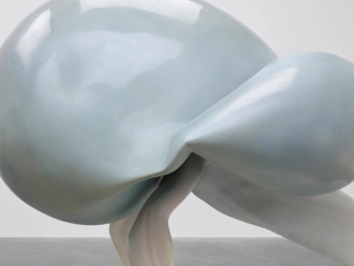 Marguerite Humeau, El Niño (Migrations), 2022.