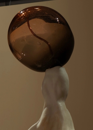 Marguerite Humeau, Torches, 2025. Julia Andréone.