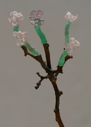 Marguerite Humeau, Torches, 2025. Julia Andréone.