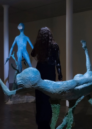 Marguerite Humeau, Surface Horizons clairvoyant, 2021.