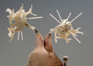 Marguerite Humeau, Torches, 2025. Julia Andréone.
