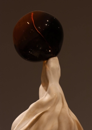 Marguerite Humeau, meys, 2023. White Cube (Julia Andréone
