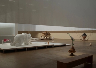Marguerite Humeau, Torches, 2025. Julia Andréone.