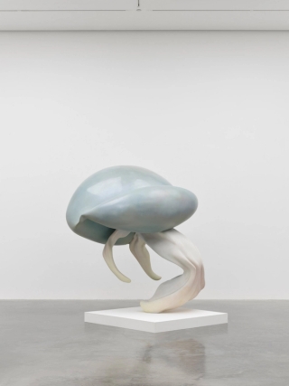 Marguerite Humeau, El Niño (Migrations), 2022.
