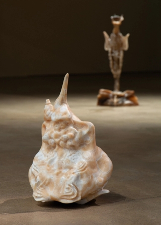 Marguerite Humeau, Torches, 2025. Julia Andréone.