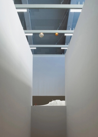 Marguerite Humeau, Torches, 2025. Julia Andréone.