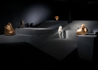 Marguerite Humeau, Birth Canal, 2018. Julia Andréone.