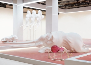 Marguerite Humeau, Echo, A matriarch engineered to die, 2016.
