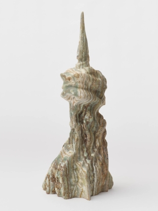 Marguerite Humeau, Fimbria, 2025.
