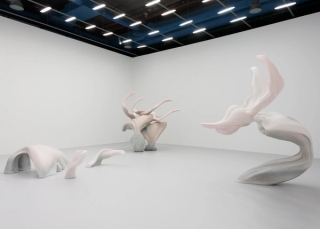Marguerite Humeau, High Tide, Prix Marcel Duchamp, 2019. Julia Andréone.