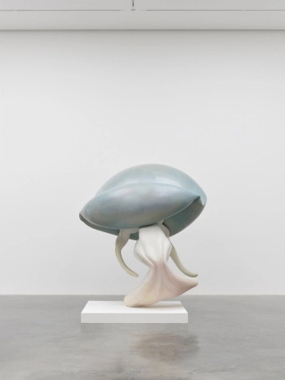 Marguerite Humeau, El Niño (Migrations), 2022.