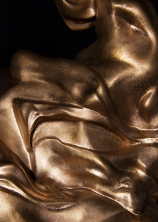 Marguerite Humeau, Birth Canal, 2018. Julia Andréone.