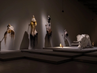 Marguerite Humeau, Torches, 2025. Mathilde Agius