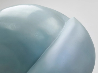 Marguerite Humeau, La Niña (Migrations), 2022.