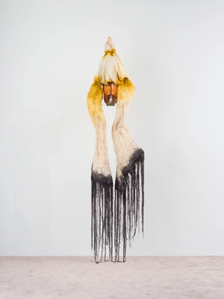 Marguerite Humeau, Skipe (The Conference in the Air I), 2024.