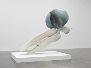 Marguerite Humeau, La Niña (Migrations), 2022.