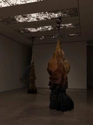 Marguerite Humeau, Scintille, 2026. White Cube (Frankie Tyska).