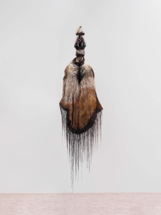 Marguerite Humeau, Skura (The Conference in the Air II), 2024.