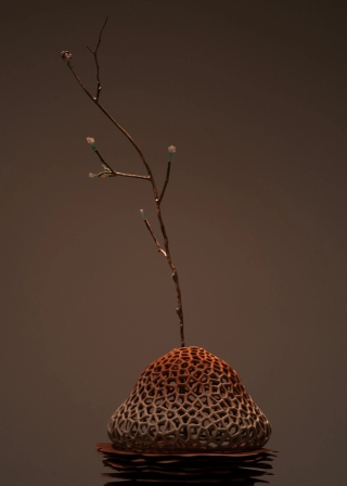 Marguerite Humeau, meys, 2023. White Cube (Julia Andréone